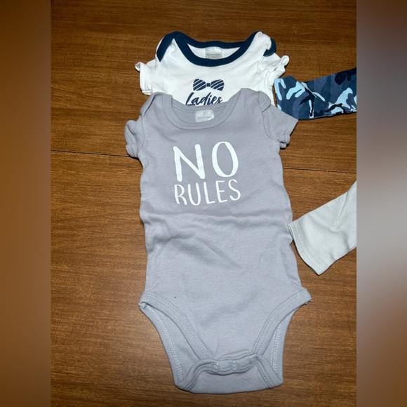 The Peanutshell onesie bundle - Picture 12 of 13